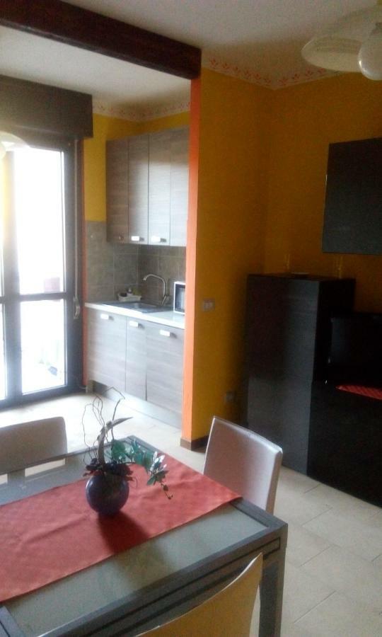 Cristina'S Flat Apartment Asti Exterior photo