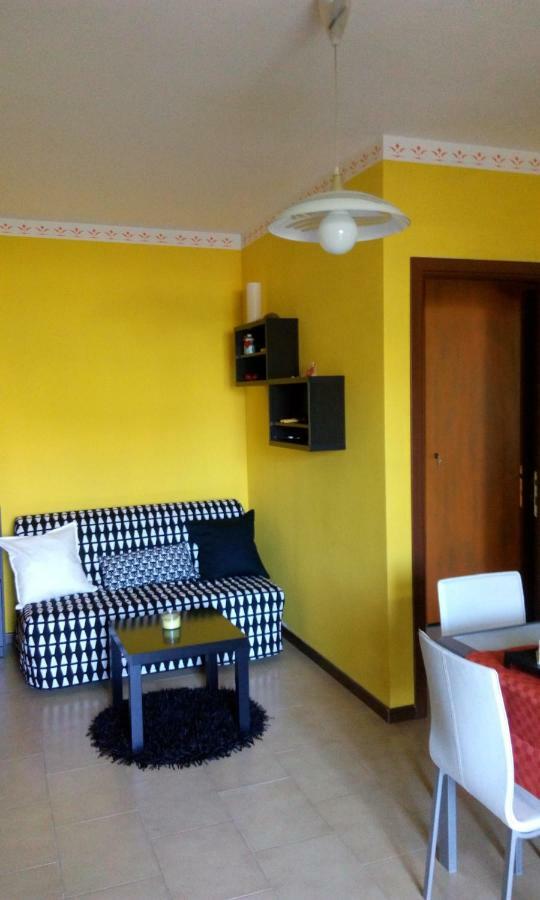 Cristina'S Flat Apartment Asti Exterior photo